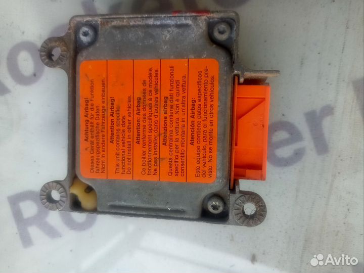 Электронный блок airbag Volkswagen Golf 3