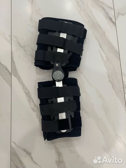 Ортез на коленный сустав