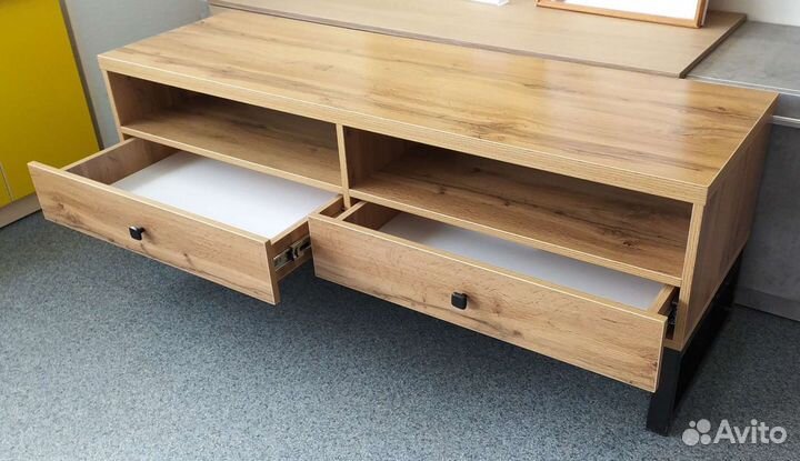 Тумба под телевизор лофт