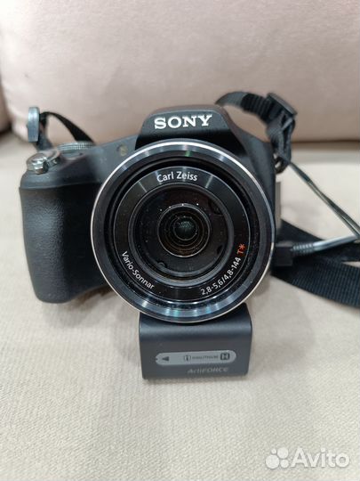 Компактный фотоаппарат sony cyber shot