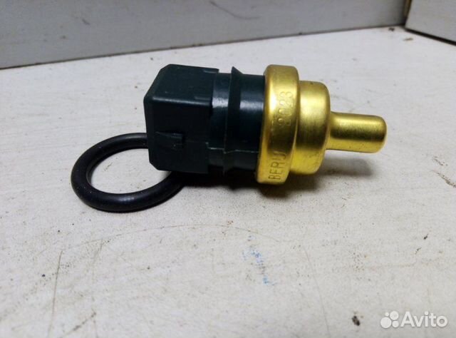 Датчик температуры 144D530