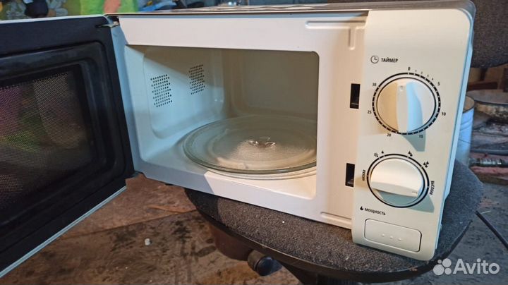 Микроволновая печь Erisson