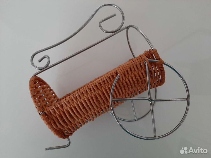 Корзина плетеная, бутылошница, подставки