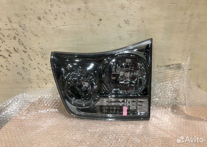 Фонарь задний правый в багажник Lexus RX ll рестай