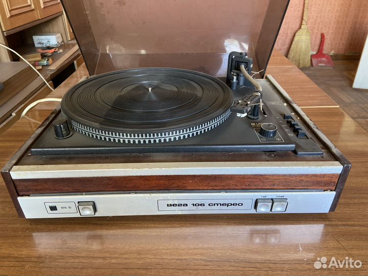 Проигрыватель винила Вега 106 Стерео