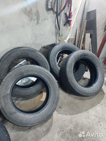 Bridgestone Dueler H/L 265/60 R18 107H
