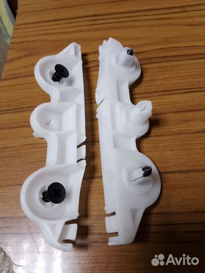 Крепление переднего бампера