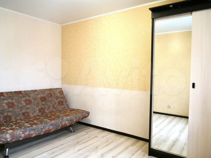 2-к. квартира, 50 м², 2/4 эт.