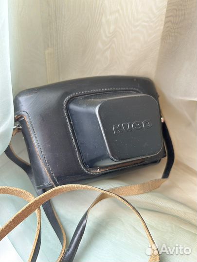 Плёночный фотоаппарат Киев объектив Гелиос-103