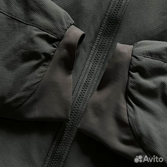 Микропуховик Arc’teryx Atom LT (оригинал)