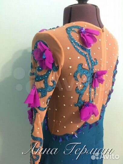 Платье для фигурного катания