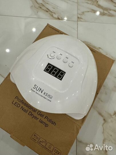 Маникюрная лампа