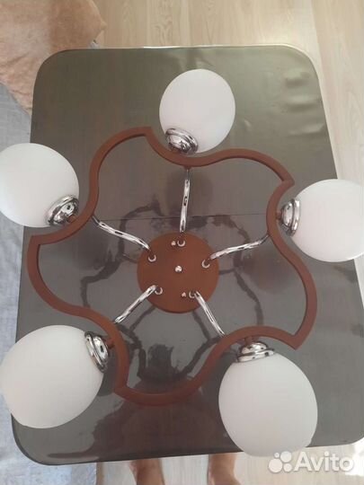 Люстра потолочная новая