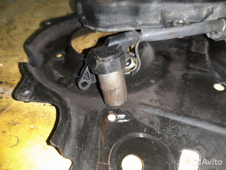 Датчик положения коленвала Toyota Nadia SXN10