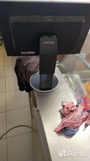 Монитор Samsung
