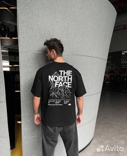 Футболка Levis черная