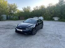 Kia Cerato 2.0 AT, 2022, 1 600 км, с пробегом, цена 2 600 000 руб.