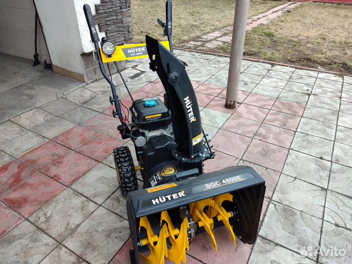 Снегоуборщик Huter sgc 4800E