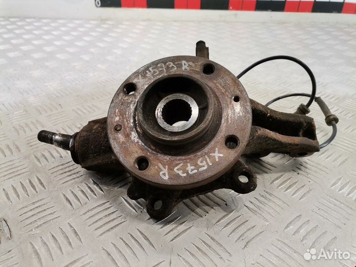 Ступица передняя правая Peugeot 307 2003 364796