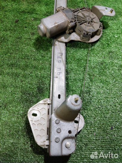 Стеклоподъемник передний правый Renault Logan