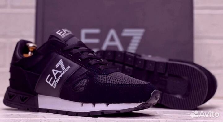 Кроссовки Armani