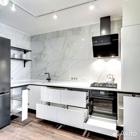 Угловая кухня с мдф фасадами