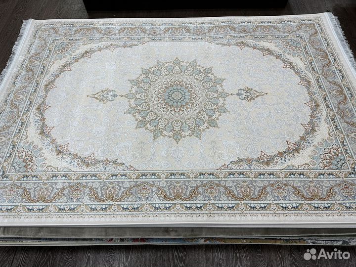 Ковер новый 1.6х2.3 Иран