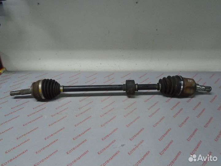 Nissan 39100-BM720 Вал приводной правый