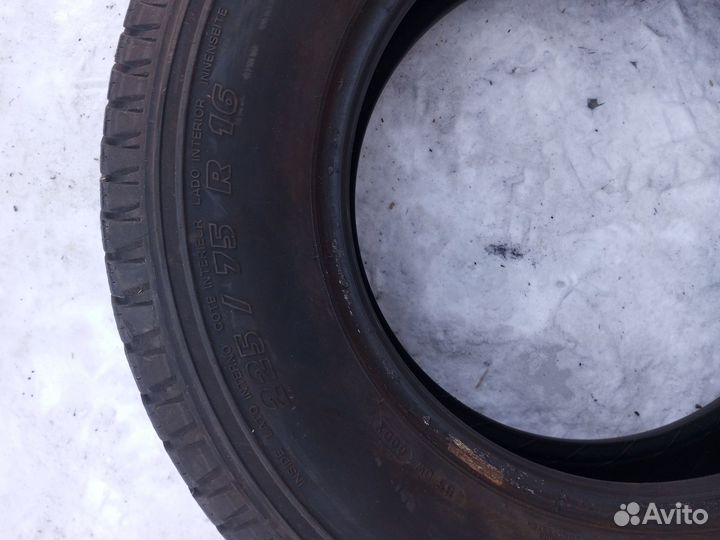 Michelin Latitude Cross 225/75 R16