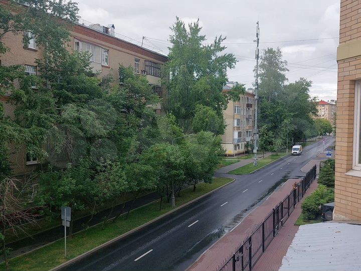 4-к. квартира, 107 м², 3/20 эт.