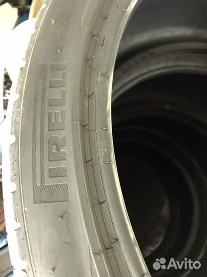 Pirelli P Zero 275/35 R22 и 315/30 R22 104Y