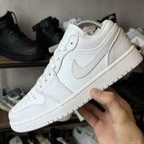 Кроссовки Nike air jordan 1 low