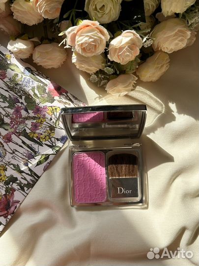 Румяна dior 001 бу