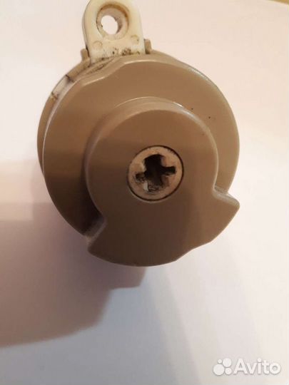 Контактная часть замка зажигания