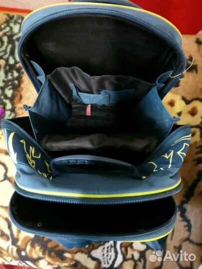 Школьный рюкзак