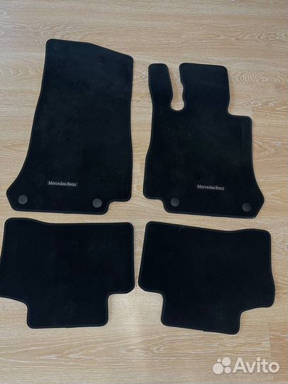 Коврики для машины mercedes