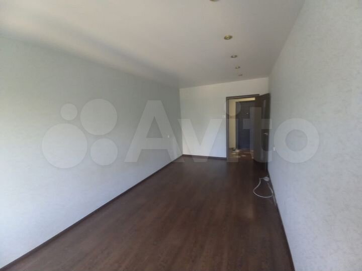 1-к. квартира, 42 м², 2/10 эт.