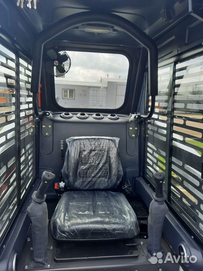 Мини-погрузчик Wecan WT830, 2023