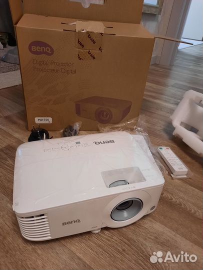Проектор benq MX550