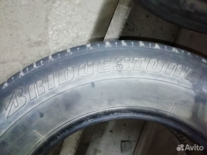 Bridgestone Dueler H/T D689 205/80 R16