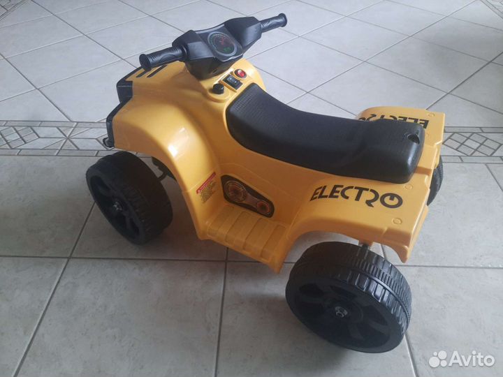 Детский квадроцикл машина Kreiss