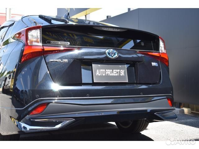 Toyota Prius 1.8 AT, 2021, 9 685 км