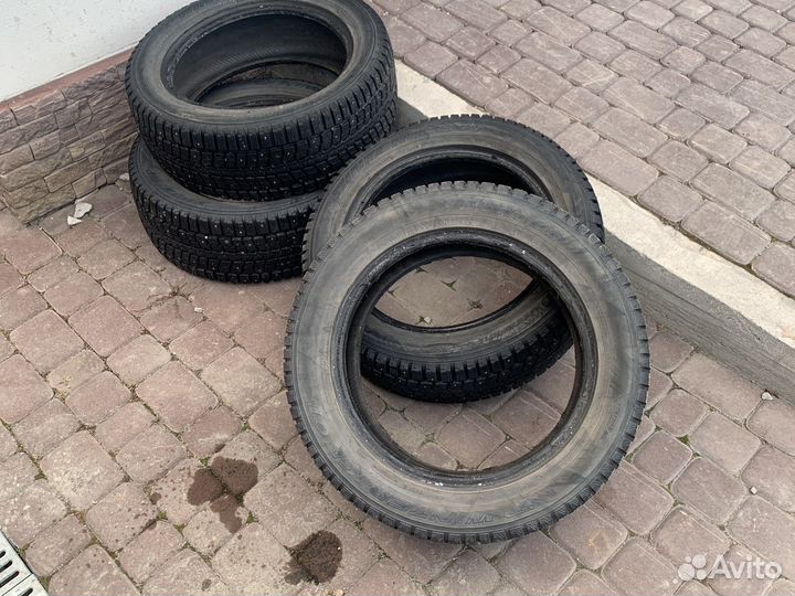 Dunlop SP Winter Ice 01 205/55 R16