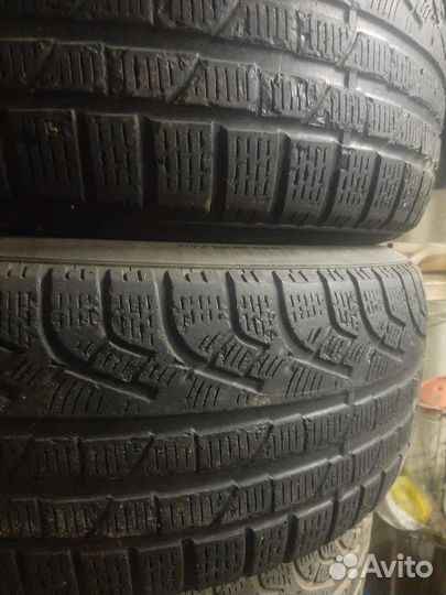 Pirelli Winter 210 SnowControl Serie II 215/60 R16 99H