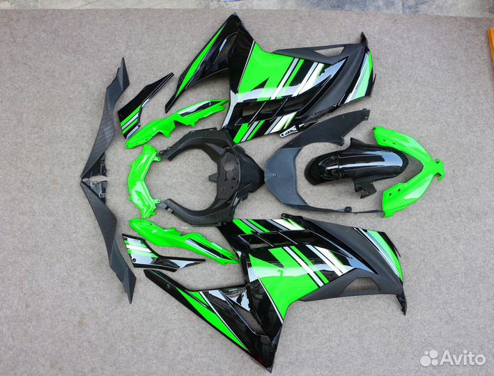 Комплект пластика для Kawasaki ninja 300 2013-2017