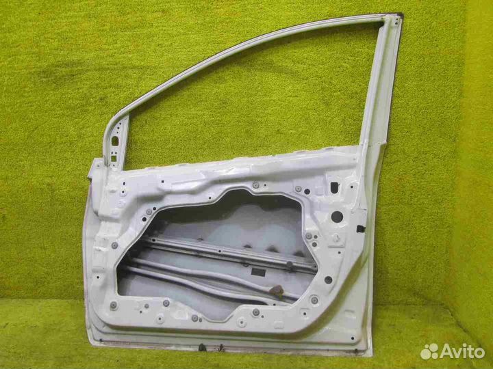 Дверь передняя правая Mazda Mazda2