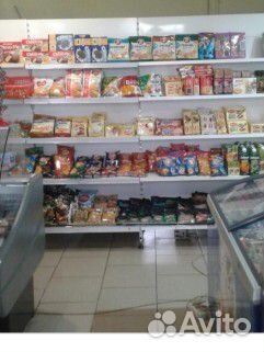 Продавец кассир в продуктовый магазин