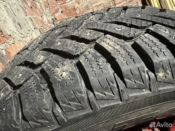 Toyo Observe Ice-Freezer 205/65 R15 94T