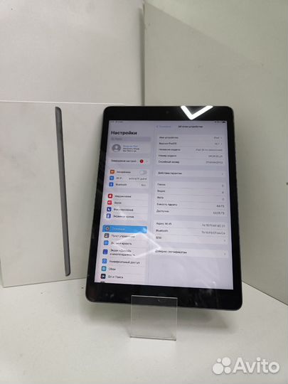 Планшет без SIM-карты Apple iPad (2021) 10.2 Wi-Fi