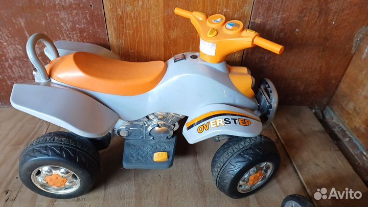Детский квадроцикл на аккумуляторе